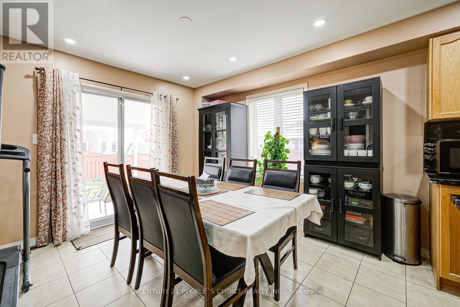 Photo 20 of 7 Heathbrook Avenue, Brampton ON