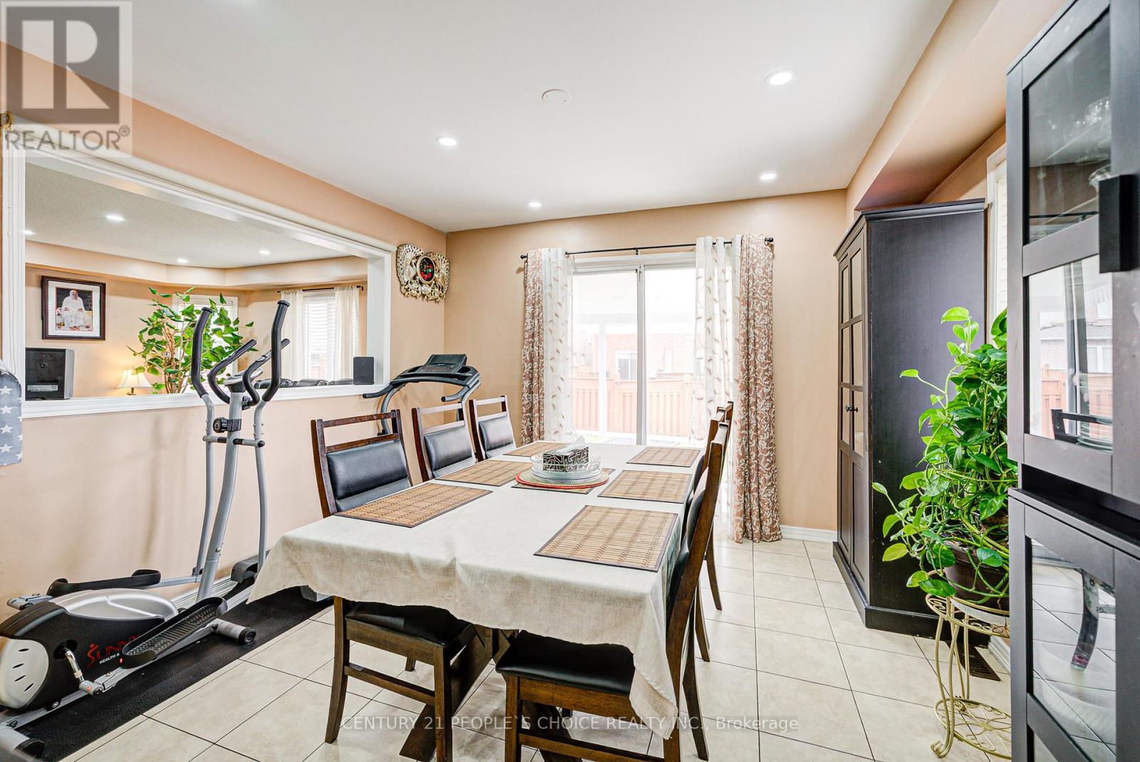 Photo 21 of 7 Heathbrook Avenue, Brampton ON