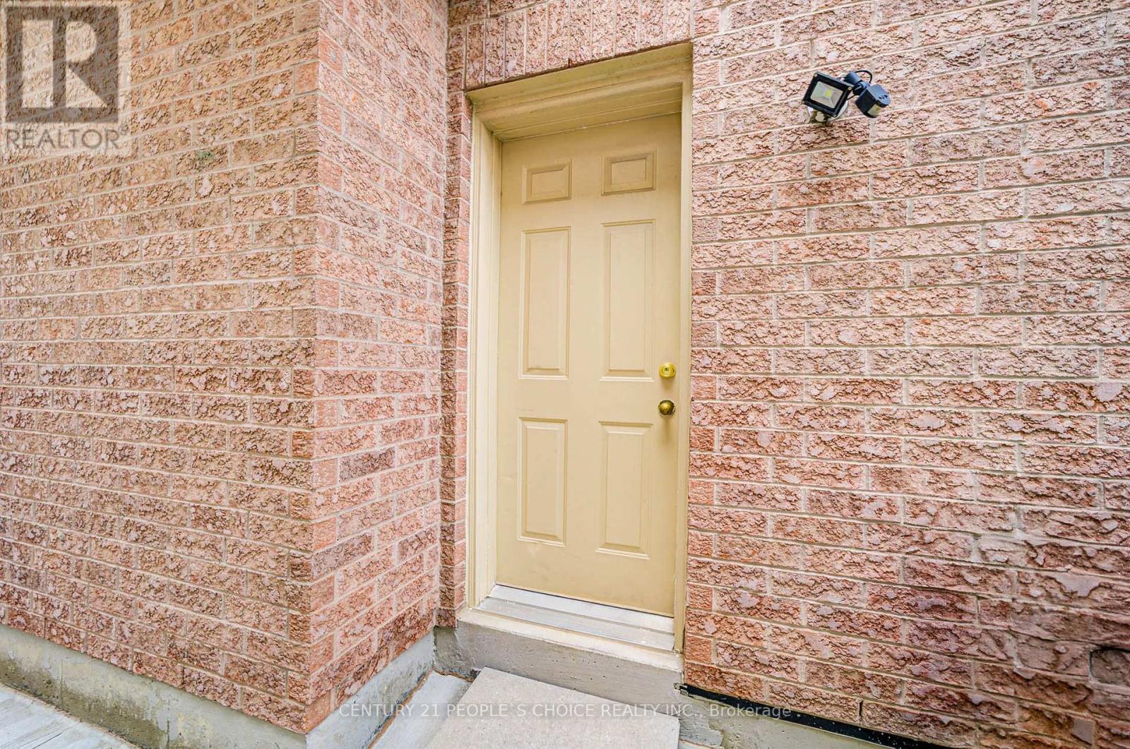 Photo 50 of 7 Heathbrook Avenue, Brampton ON