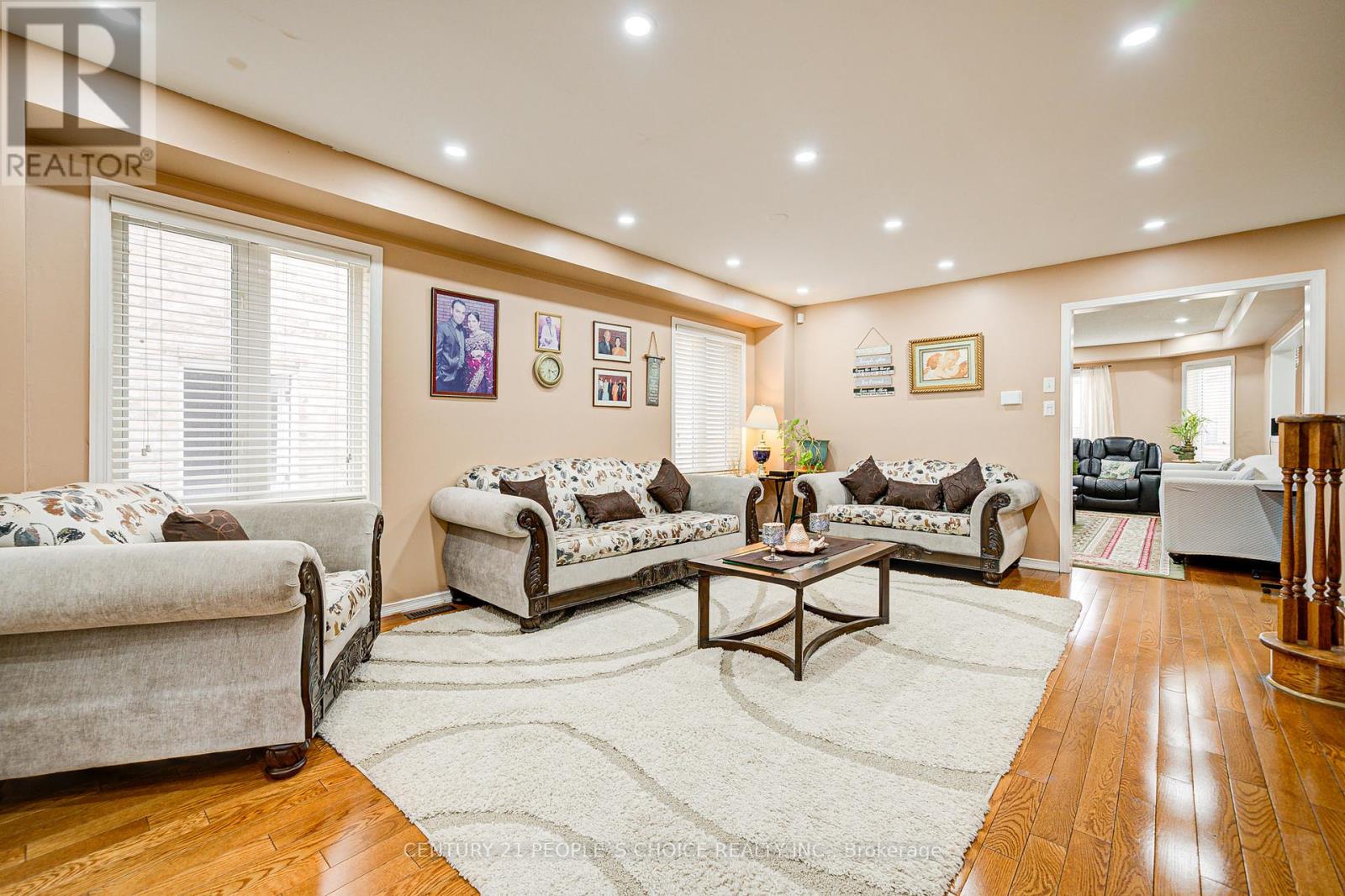 Photo 7 of 7 Heathbrook Avenue, Brampton ON