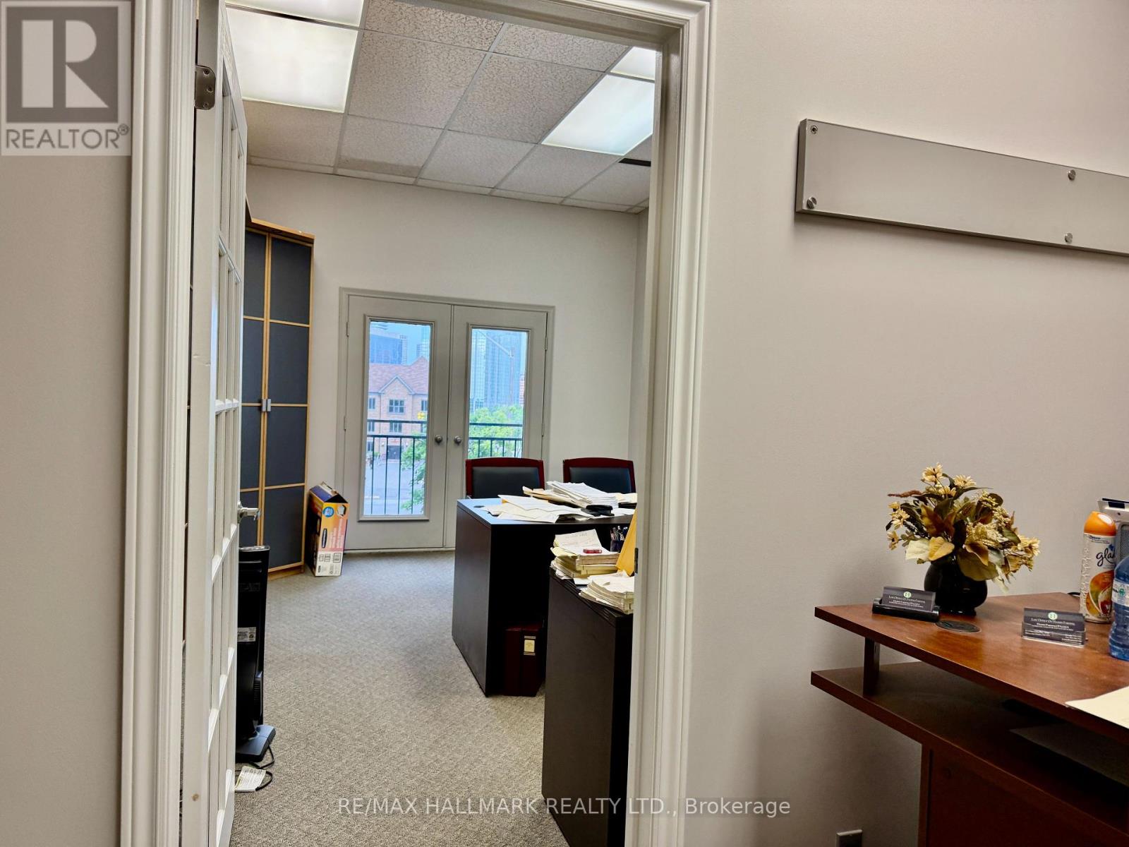Photo 18 of 300 57 Village Centre Place, Mississauga ON