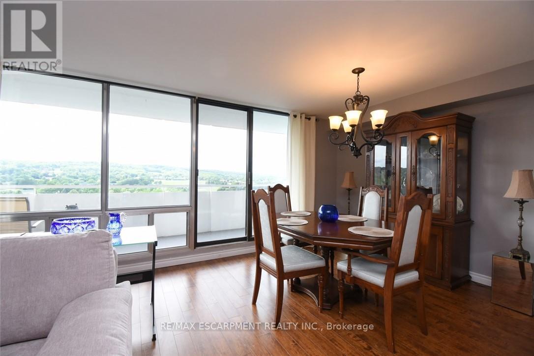 Photo 14 of 1610 2055 Upper Middle Road, Burlington ON