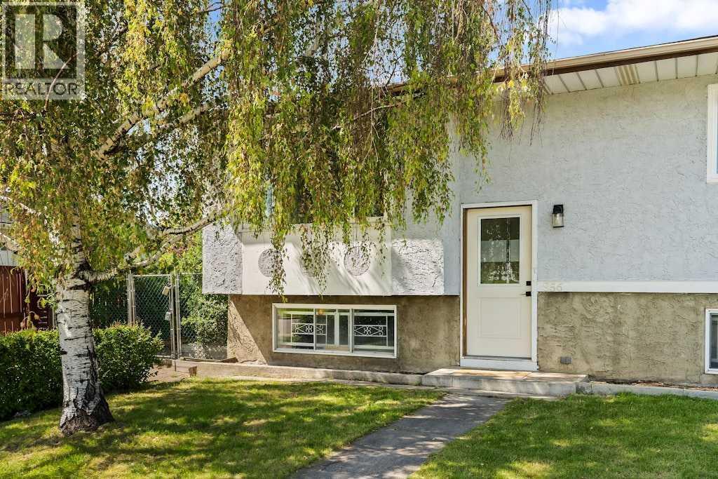 Single Family House Bi-level for Sale in  Rundlecairn Way NE Rundle Calgary 