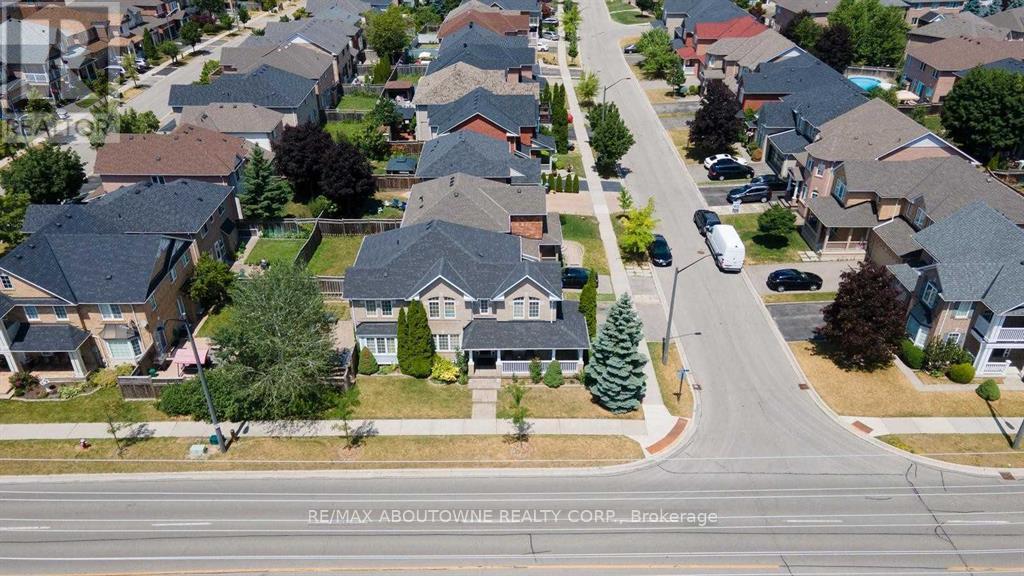 Photo 13 of 3875 Thomas Street, Mississauga ON