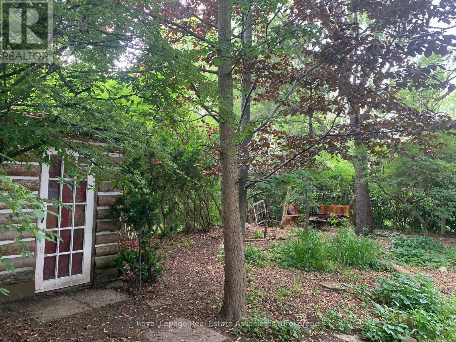 Photo 38 of 30 Oakwood Avenue S, Mississauga ON