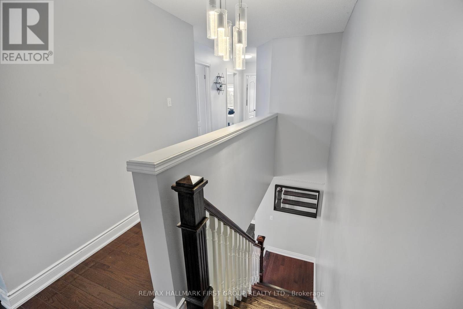Photo 19 of 41 Silo Court, Brampton ON