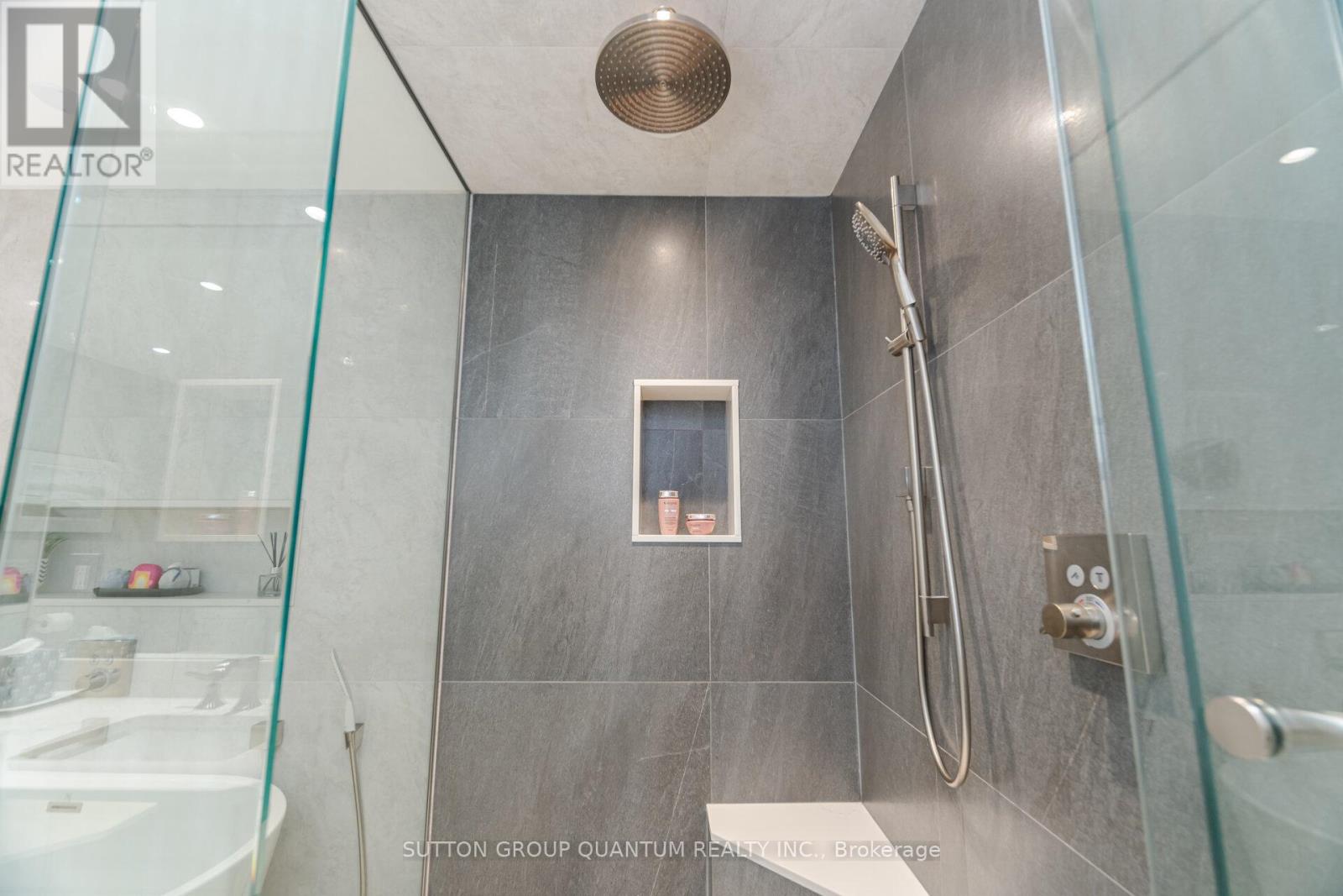 Photo 24 of Ph 2 360 Pearl Street, Burlington ON
