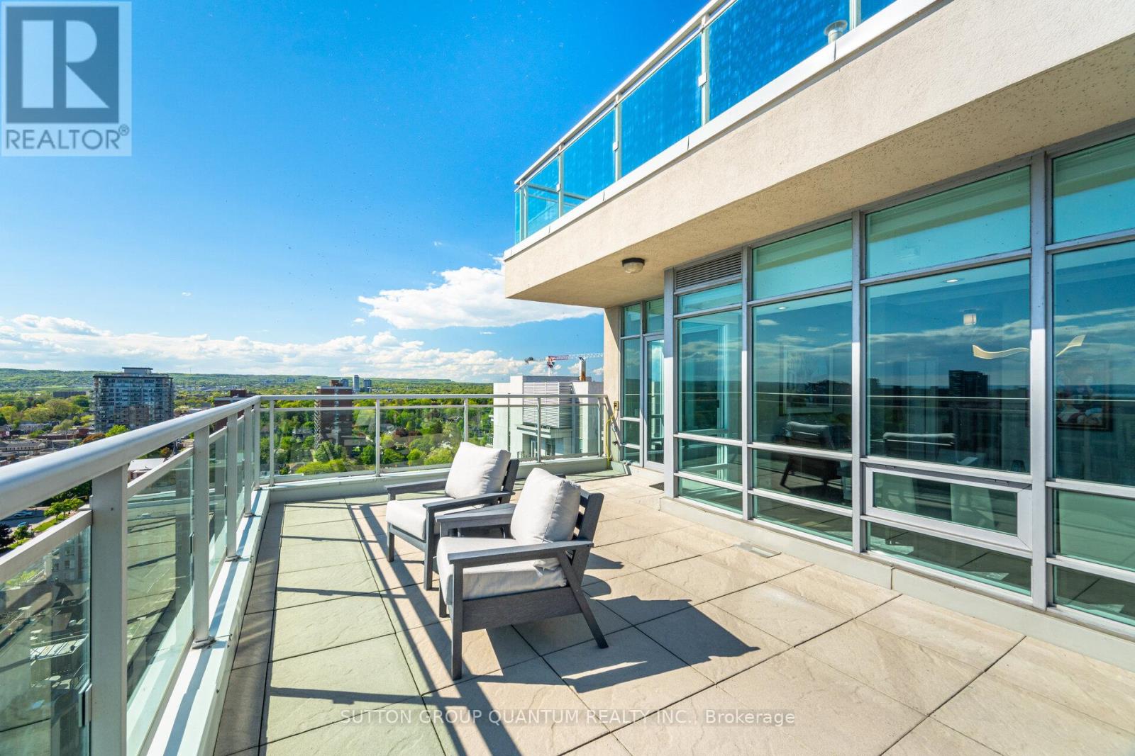 Photo 2 of Ph 2 360 Pearl Street, Burlington ON