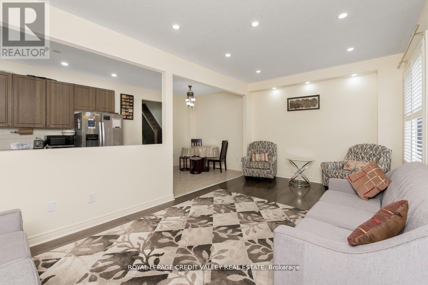 Photo 16 of 480 Downes Jackson Heights, Milton ON