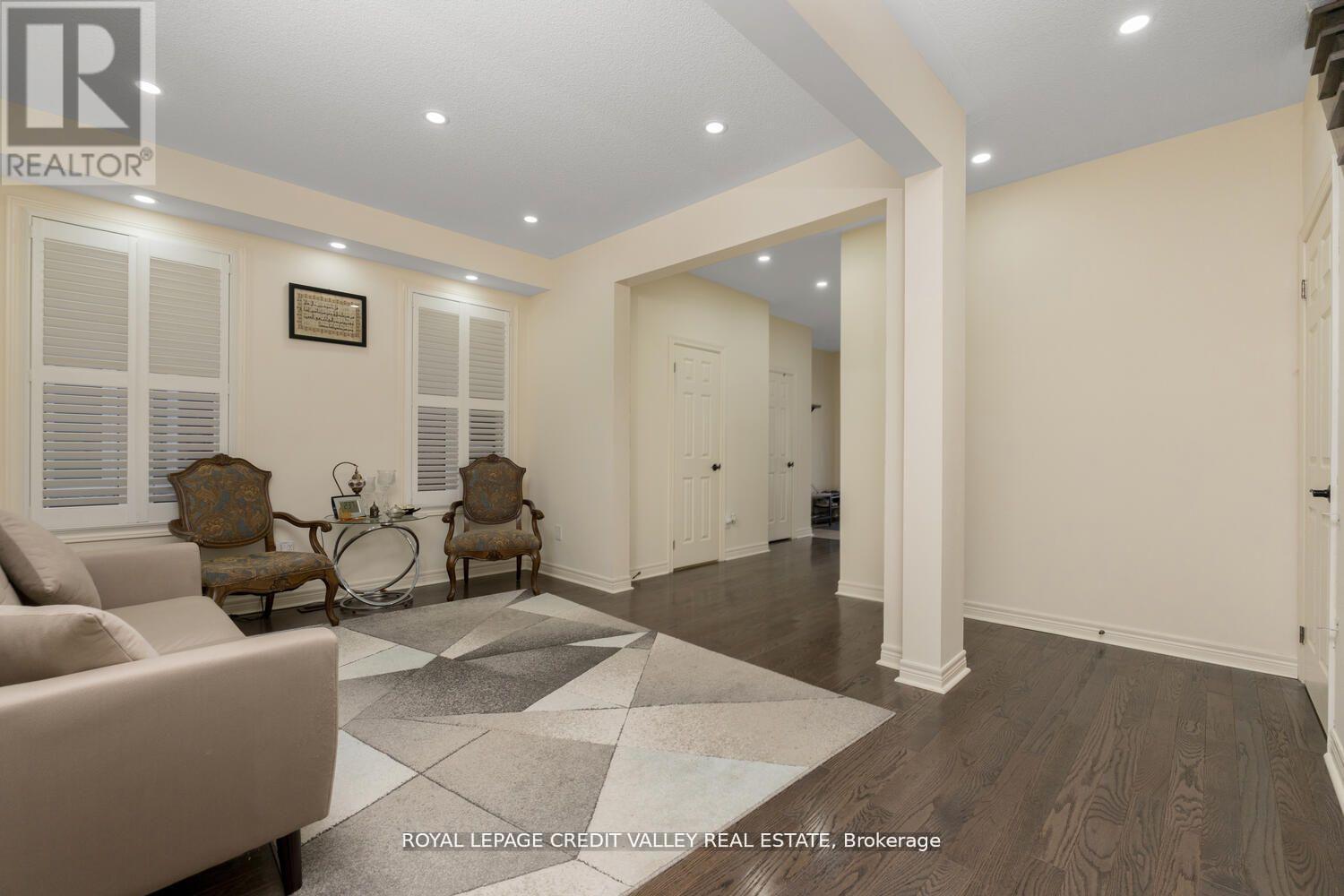 Photo 25 of 480 Downes Jackson Heights, Milton ON
