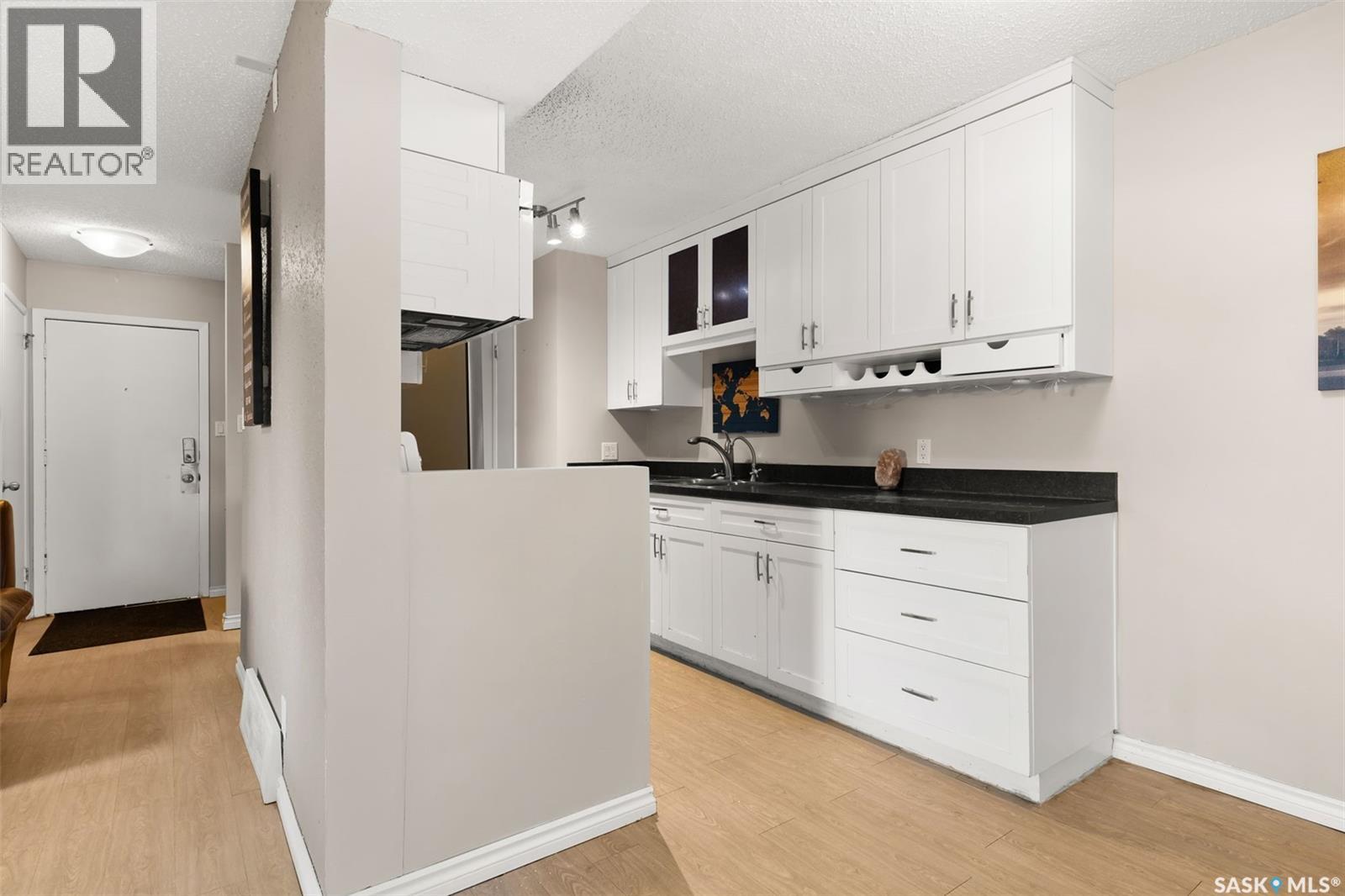 Photo 5 of B 4204 Castle Road, Regina SK