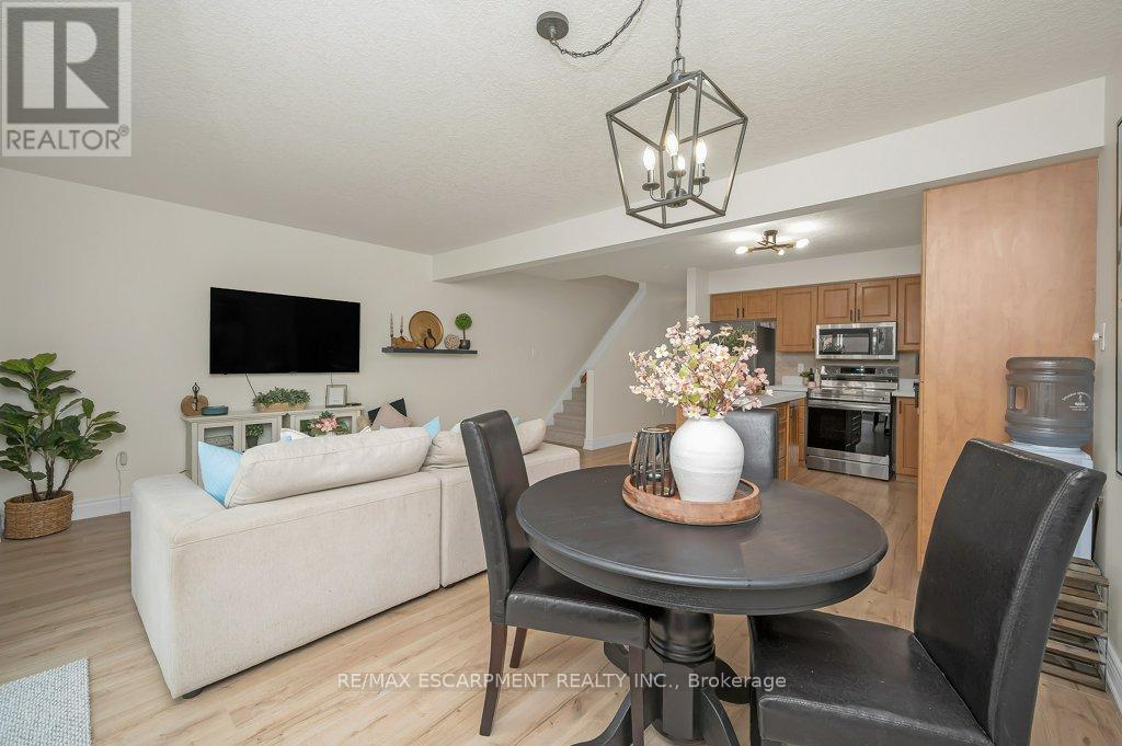 Photo 22 of 14 355 Fisher Mills Road, Cambridge ON