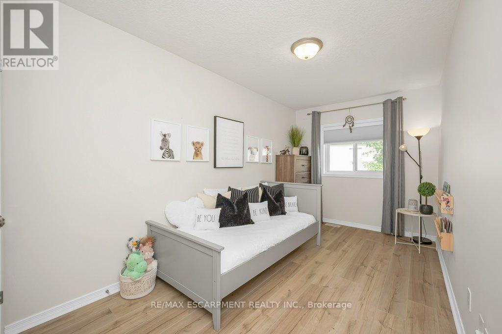 Photo 26 of 14 355 Fisher Mills Road, Cambridge ON