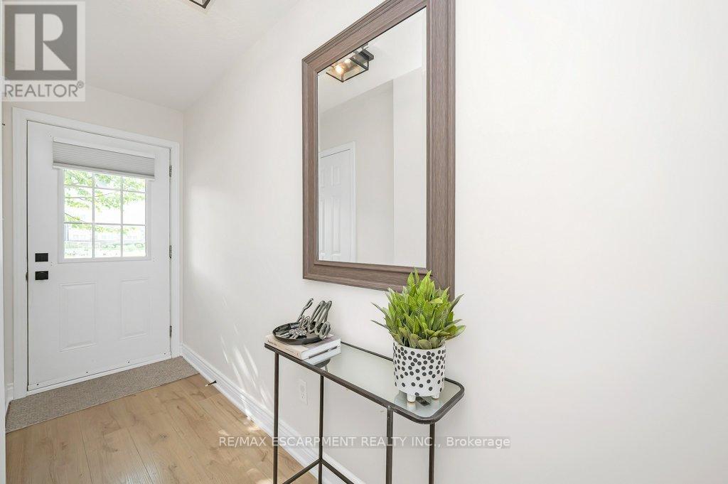 Photo 14 of 14 355 Fisher Mills Road, Cambridge ON