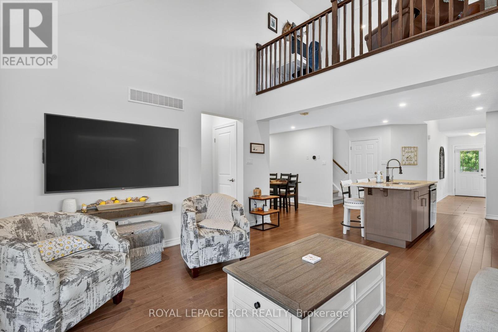 Photo 14 of 24 Westminster Crescent, Centre Wellington ON