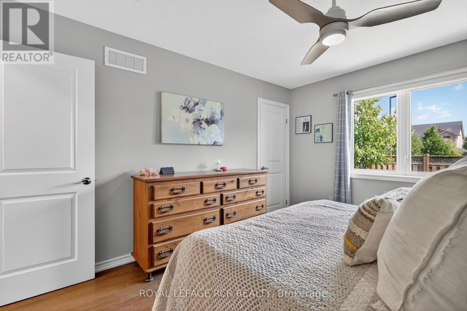 Photo 19 of 24 Westminster Crescent, Centre Wellington ON