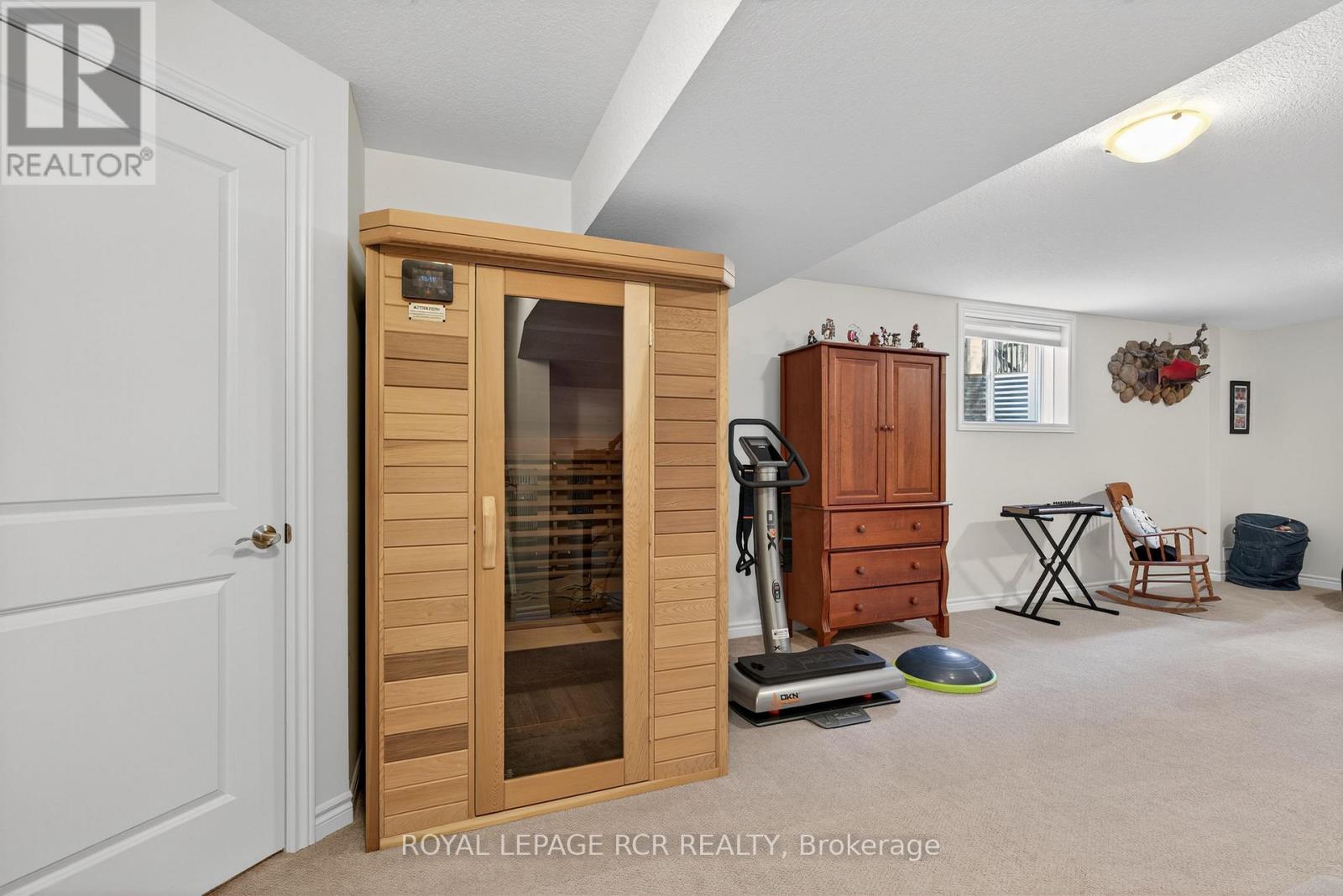 Photo 25 of 24 Westminster Crescent, Centre Wellington ON