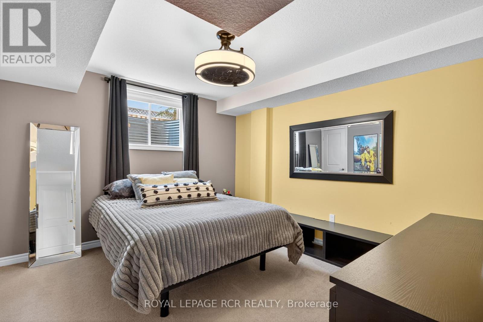 Photo 28 of 24 Westminster Crescent, Centre Wellington ON