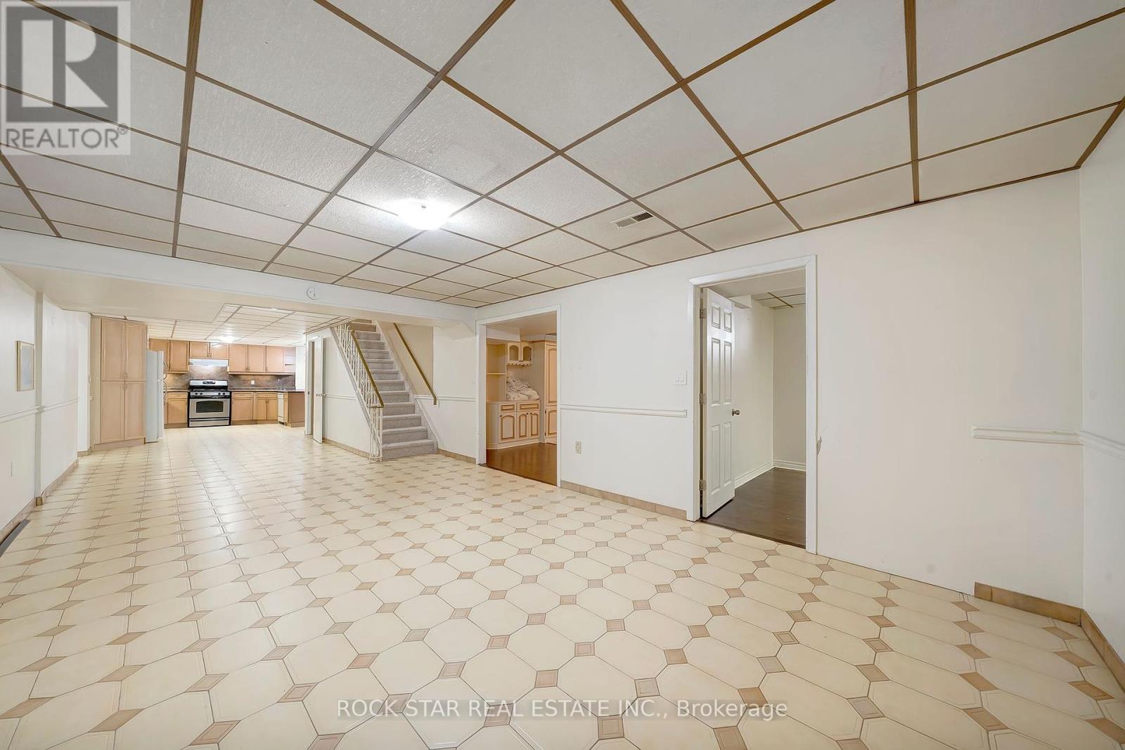 Photo 40 of 7105 York Drive, Niagara Falls ON