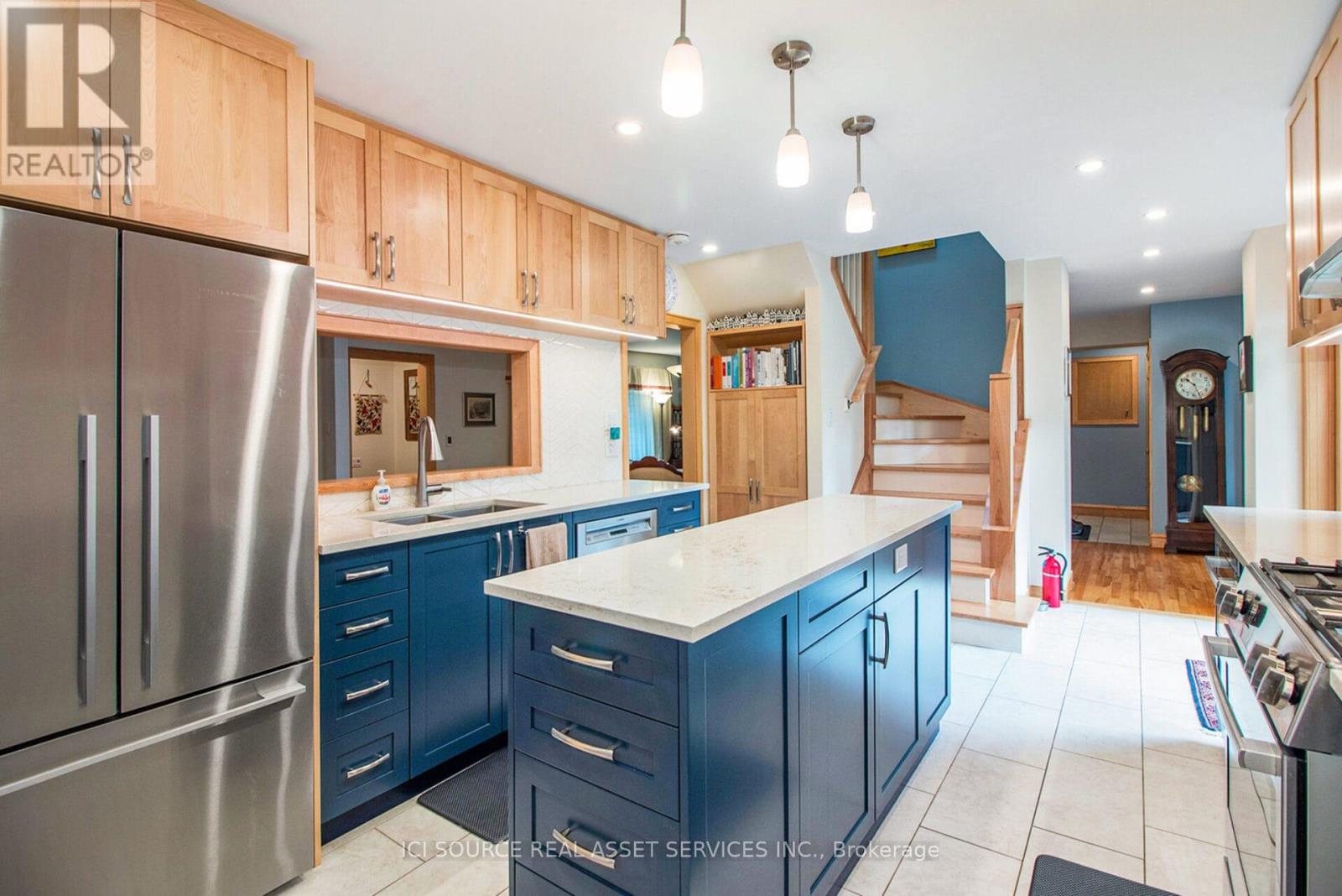 Photo 1 of 53 Birch Avenue, Ottawa ON