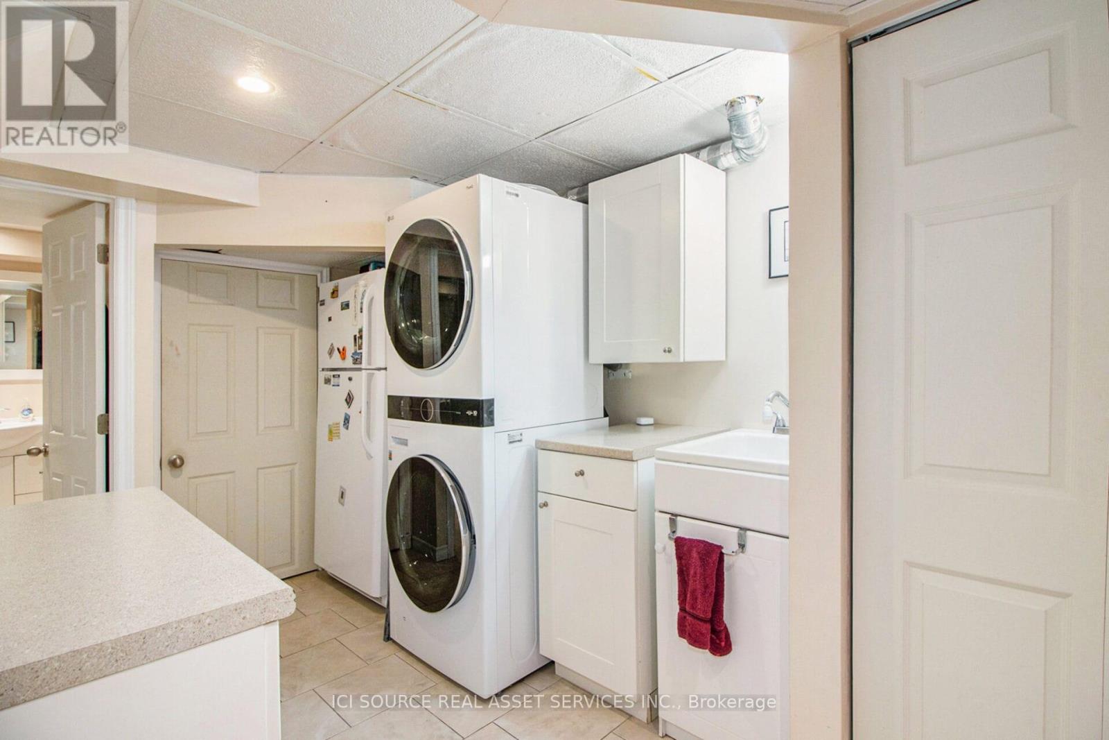 Photo 6 of 53 Birch Avenue, Ottawa ON