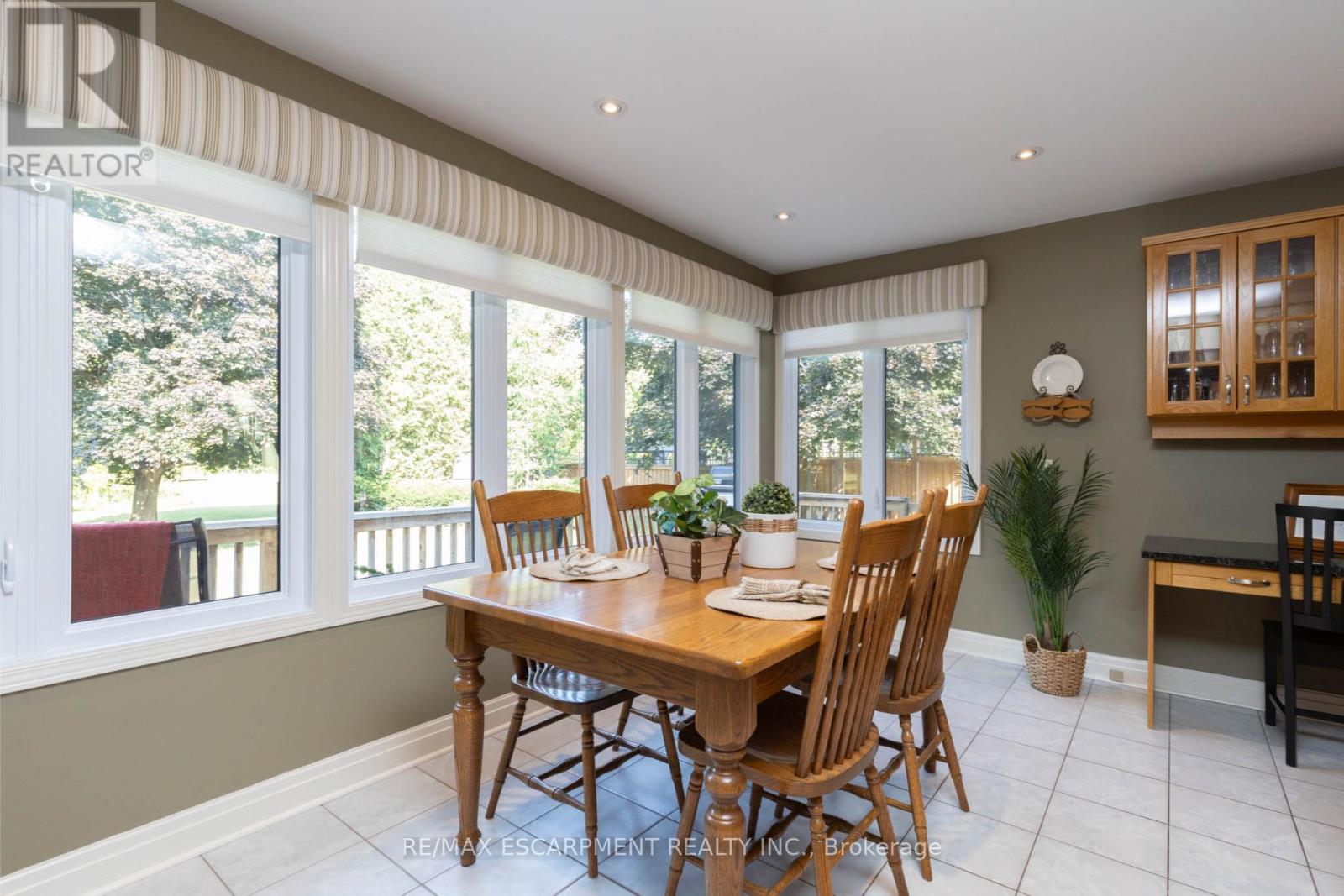 Photo 11 of 1416 Progreston Road, Hamilton ON