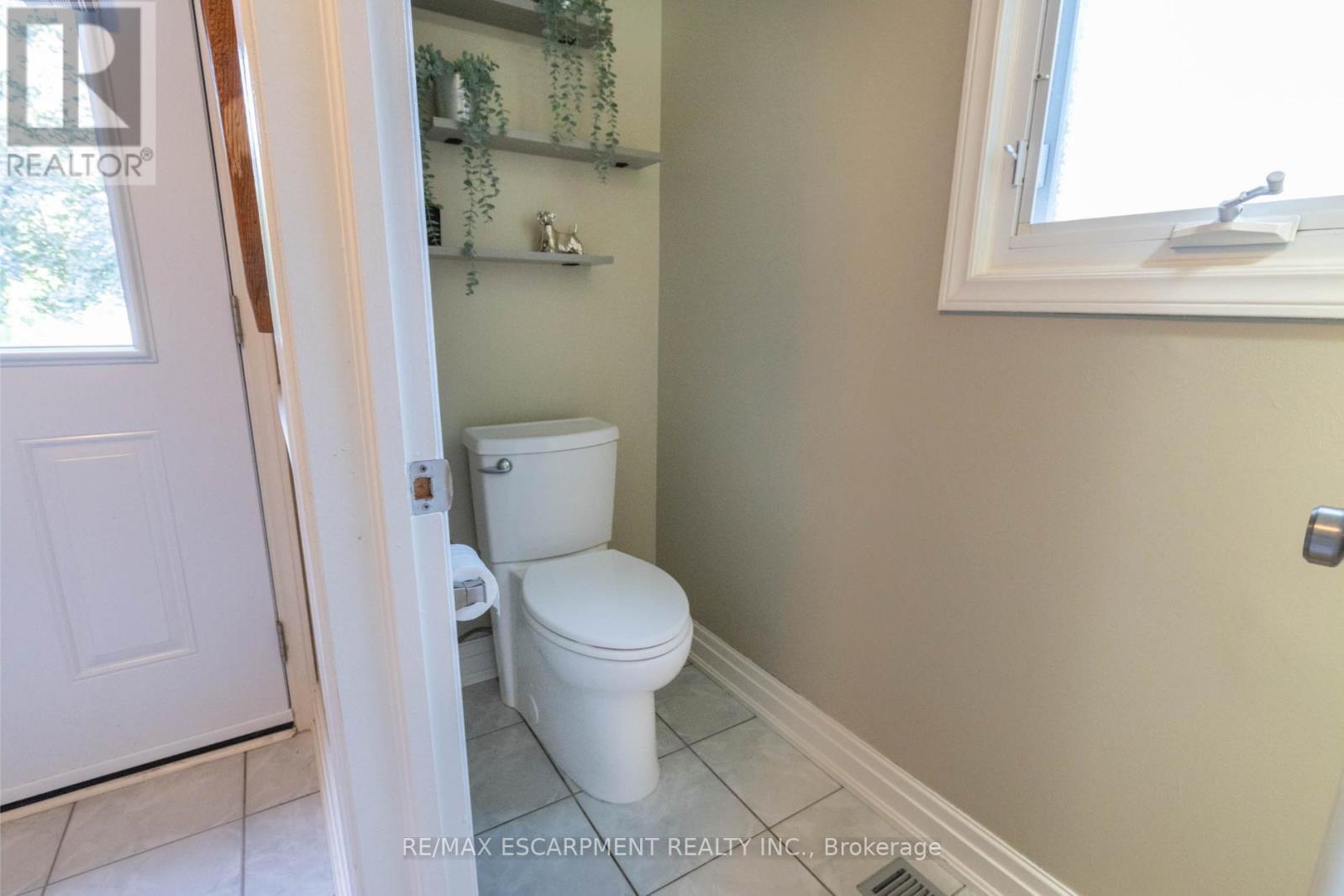 Photo 18 of 1416 Progreston Road, Hamilton ON