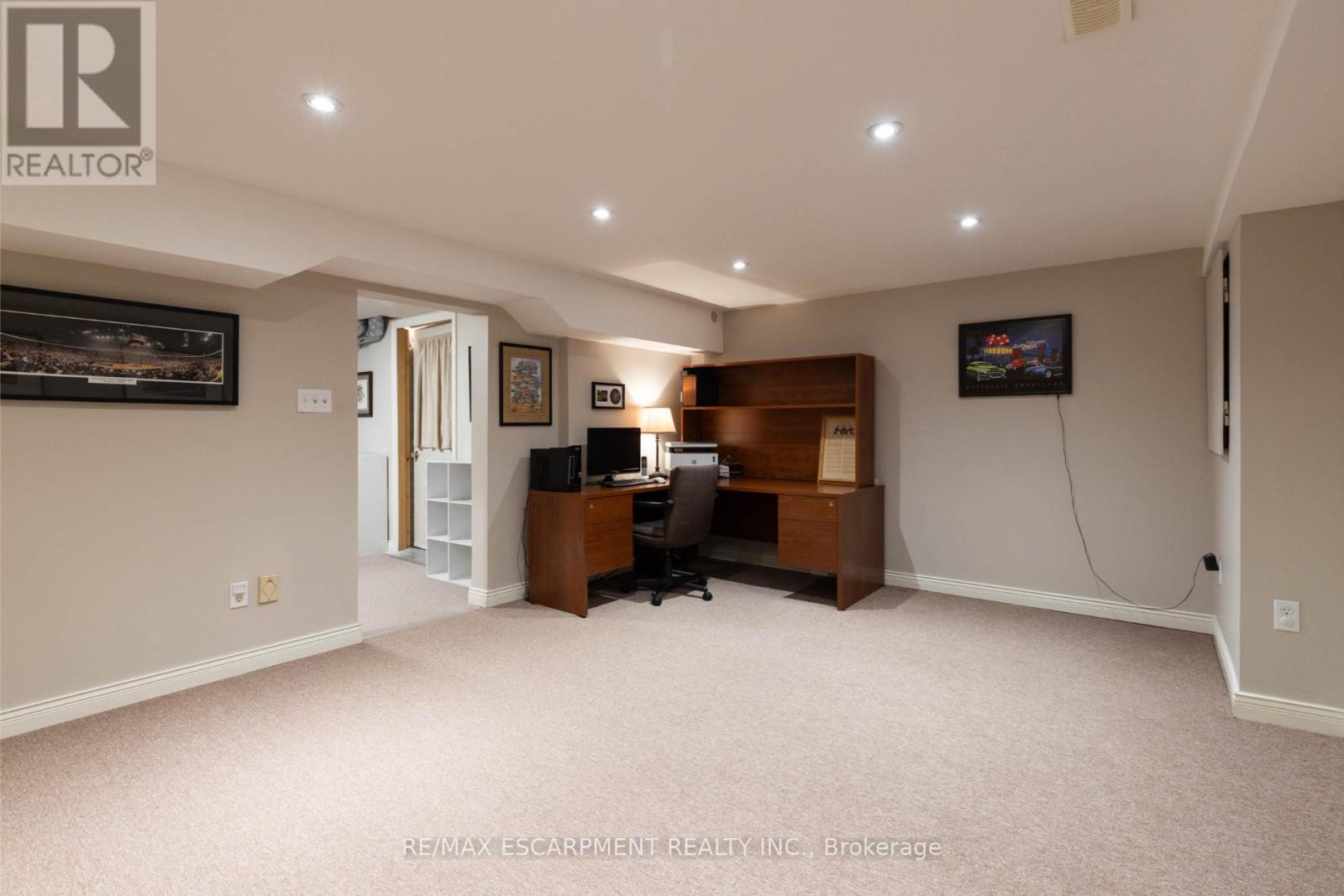 Photo 29 of 1416 Progreston Road, Hamilton ON