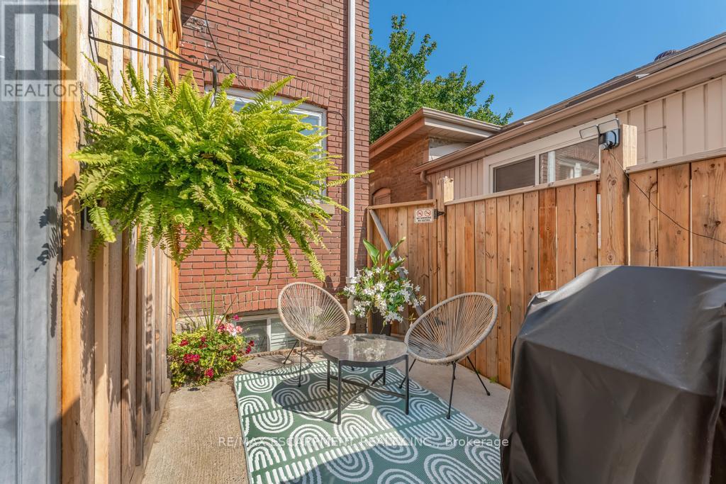 Photo 1 of 47 Eagle Avenue, Brantford ON