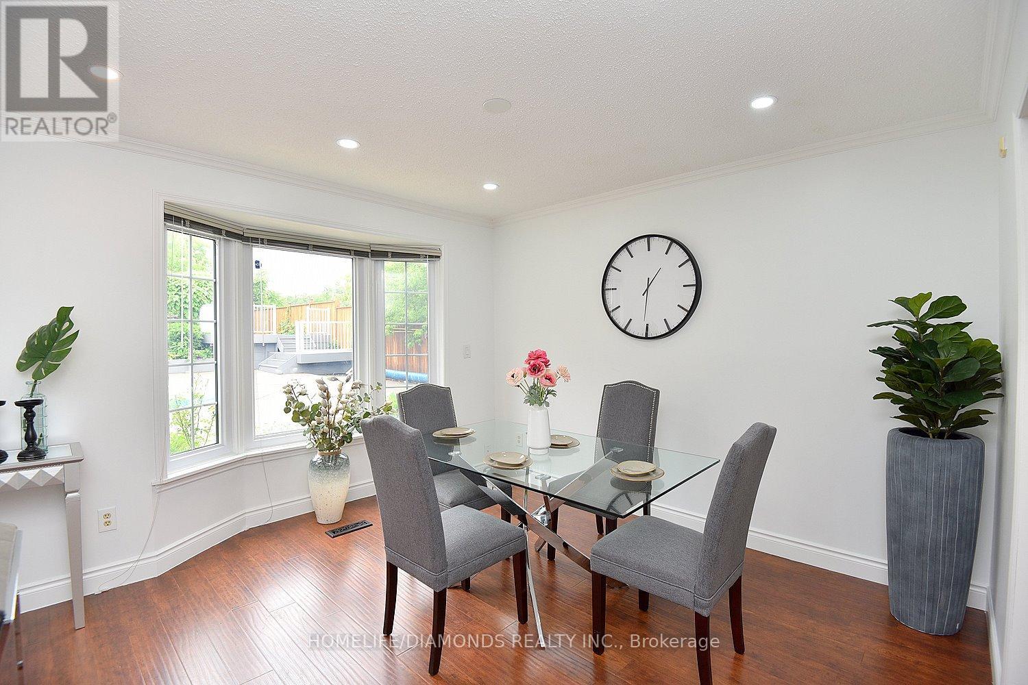 Photo 48 of 95 Birchpark Drive N, Grimsby ON