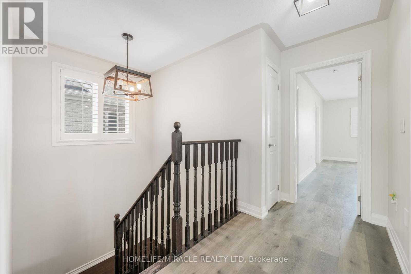 Photo 36 of 92 Todd Crescent, Southgate ON