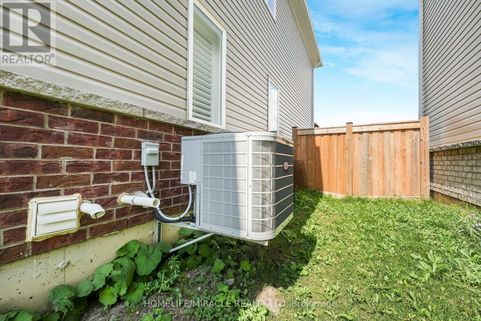 Photo 50 of 92 Todd Crescent, Southgate ON