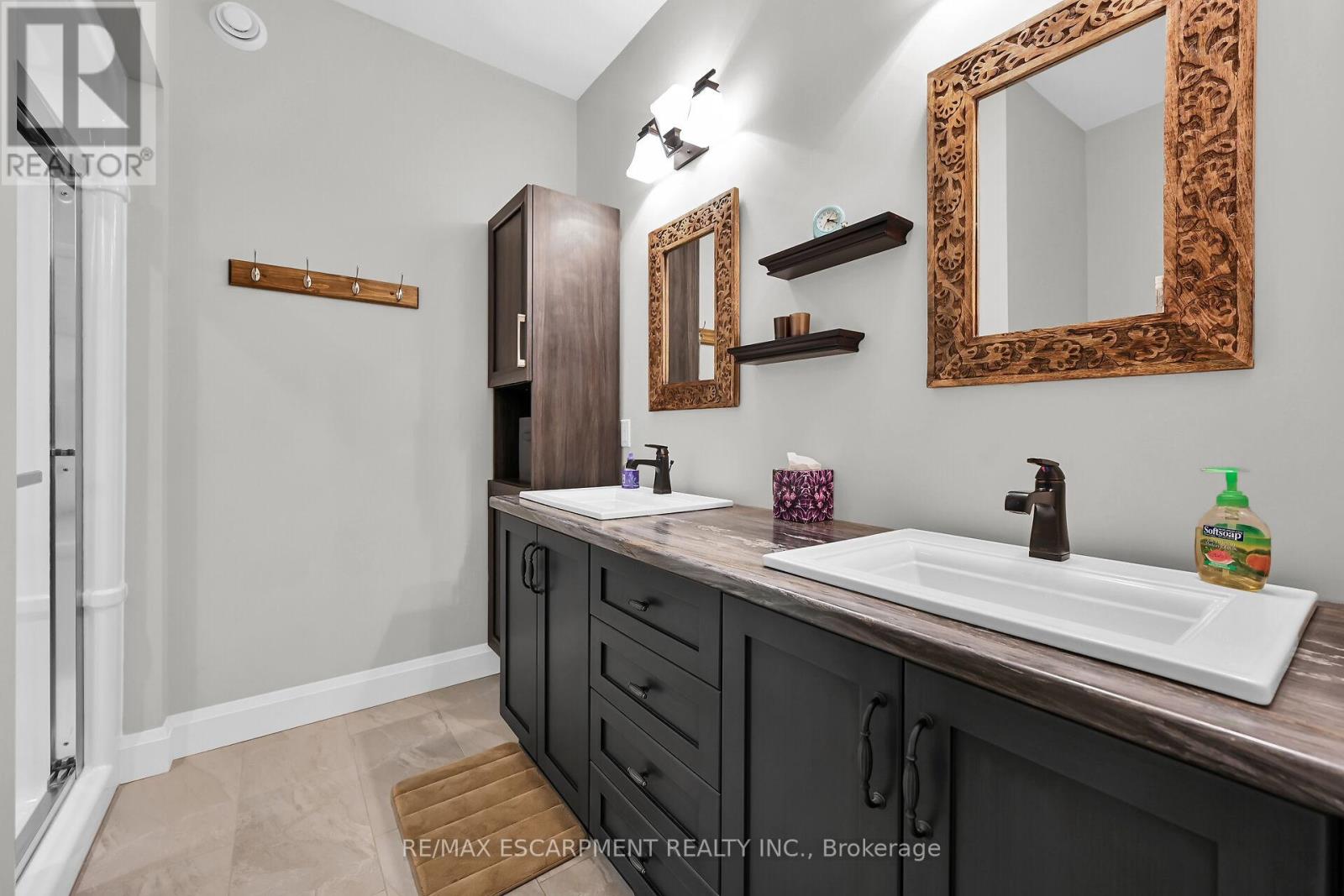 Photo 43 of 156 St Michaels Street, Norfolk ON