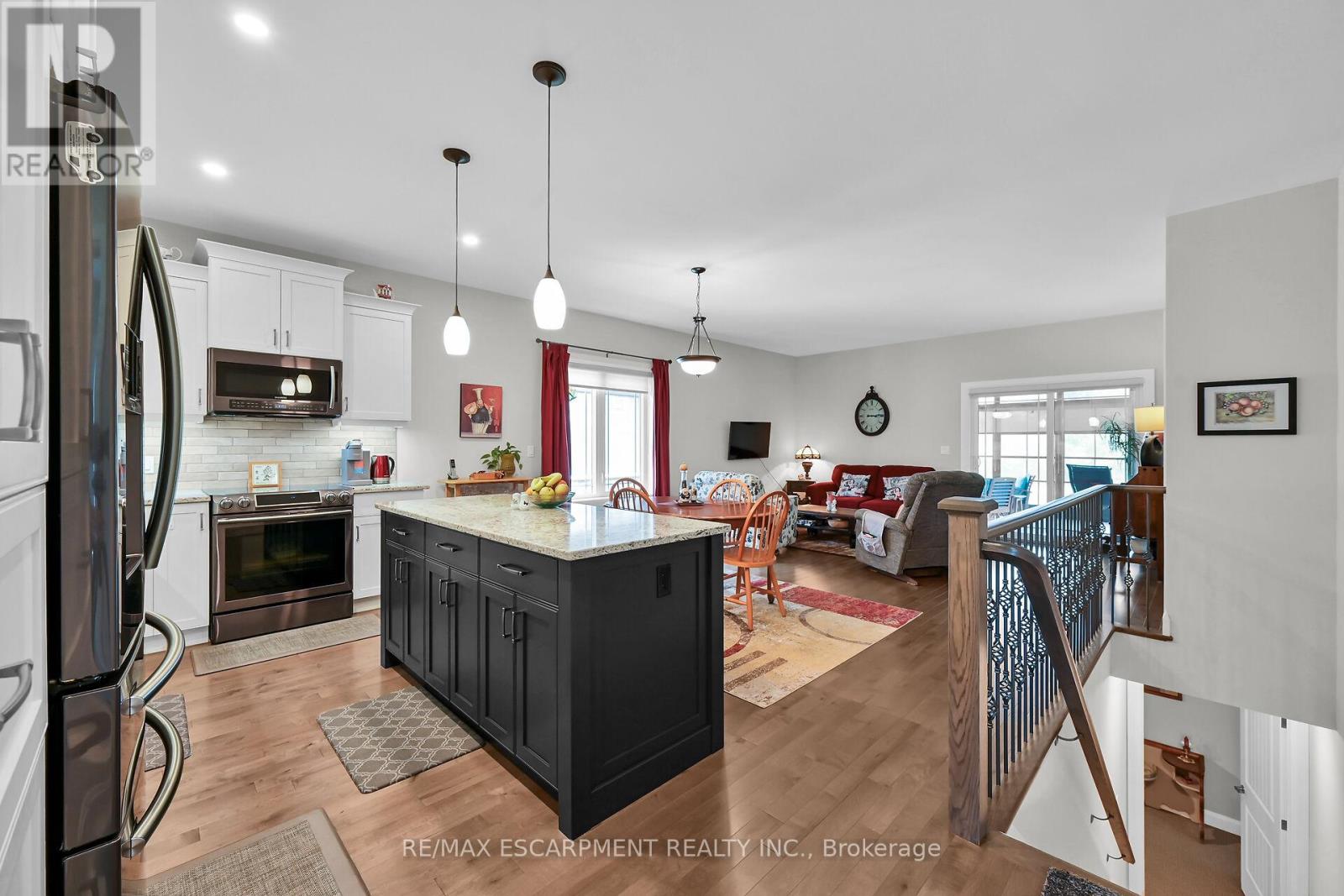 Photo 14 of 156 St Michaels Street, Norfolk ON