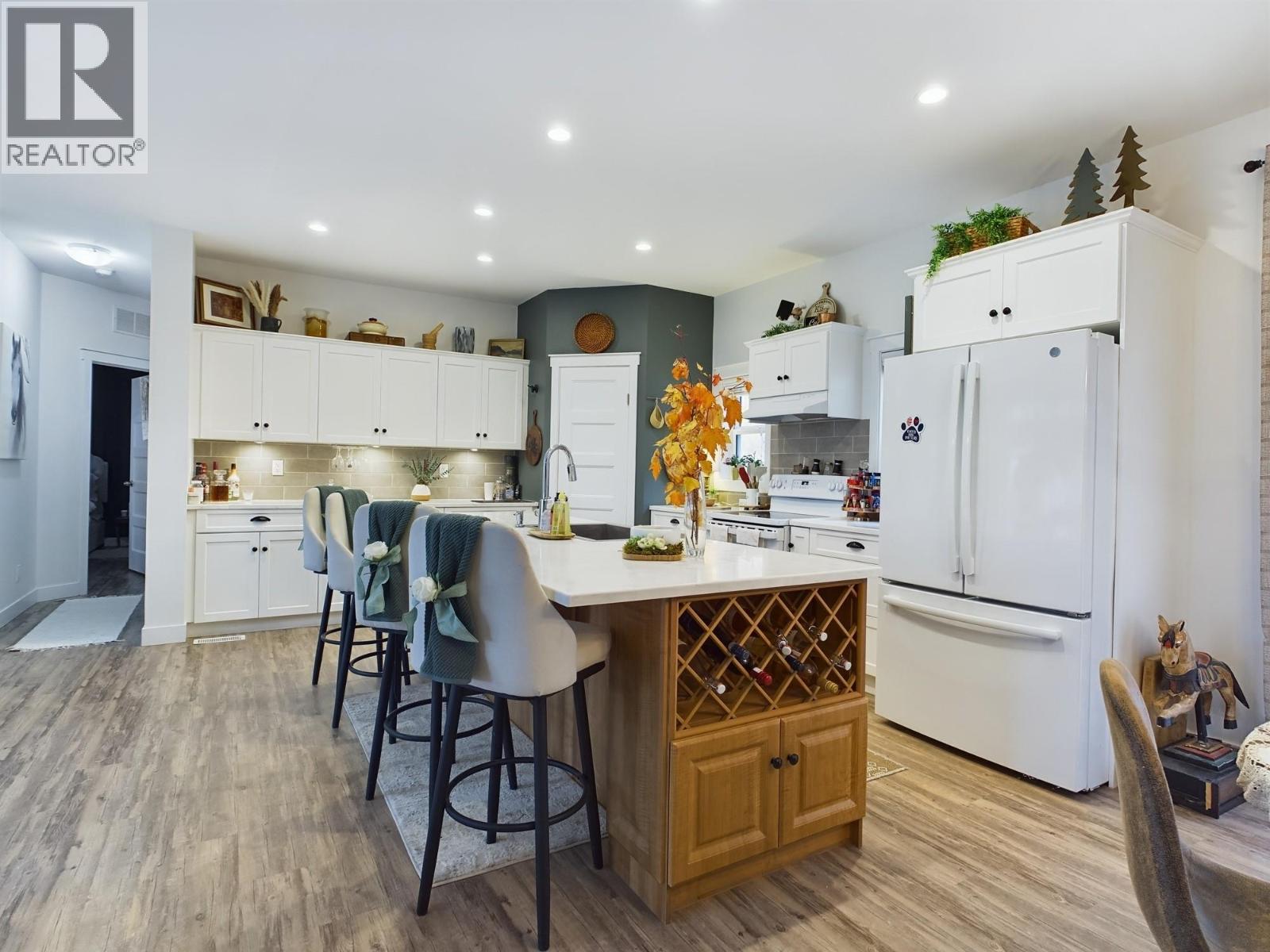 1020 BULLMOOSE Way, Osoyoos