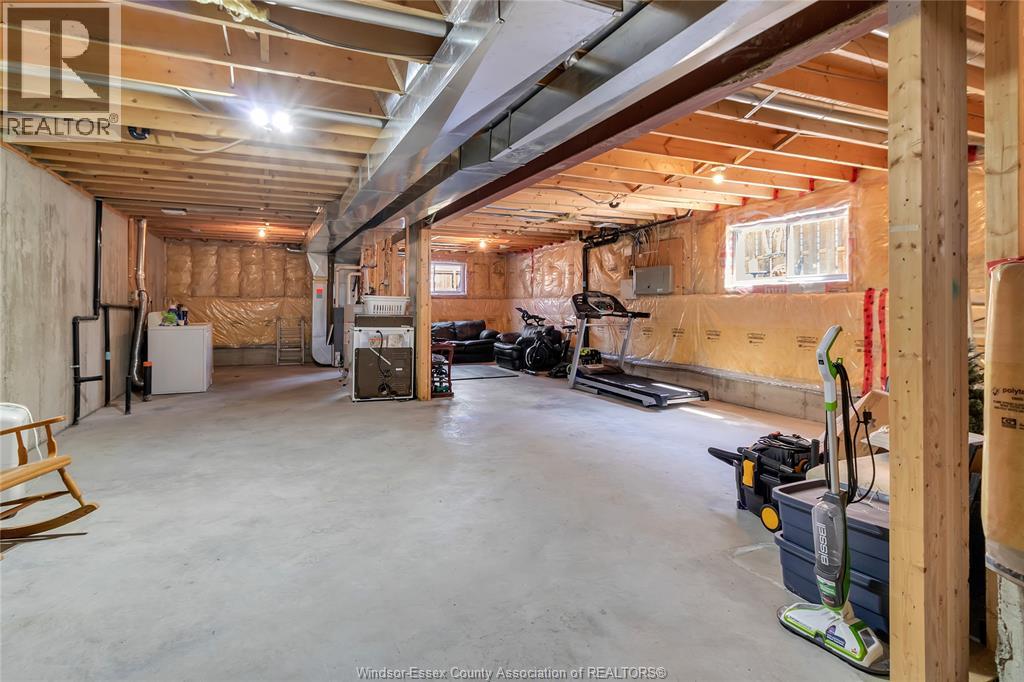 Photo 29 of 3138 Seville Avenue, Windsor ON