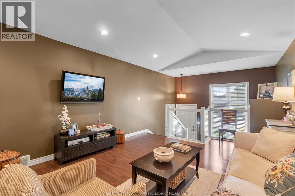 Photo 7 of 3138 Seville Avenue, Windsor ON