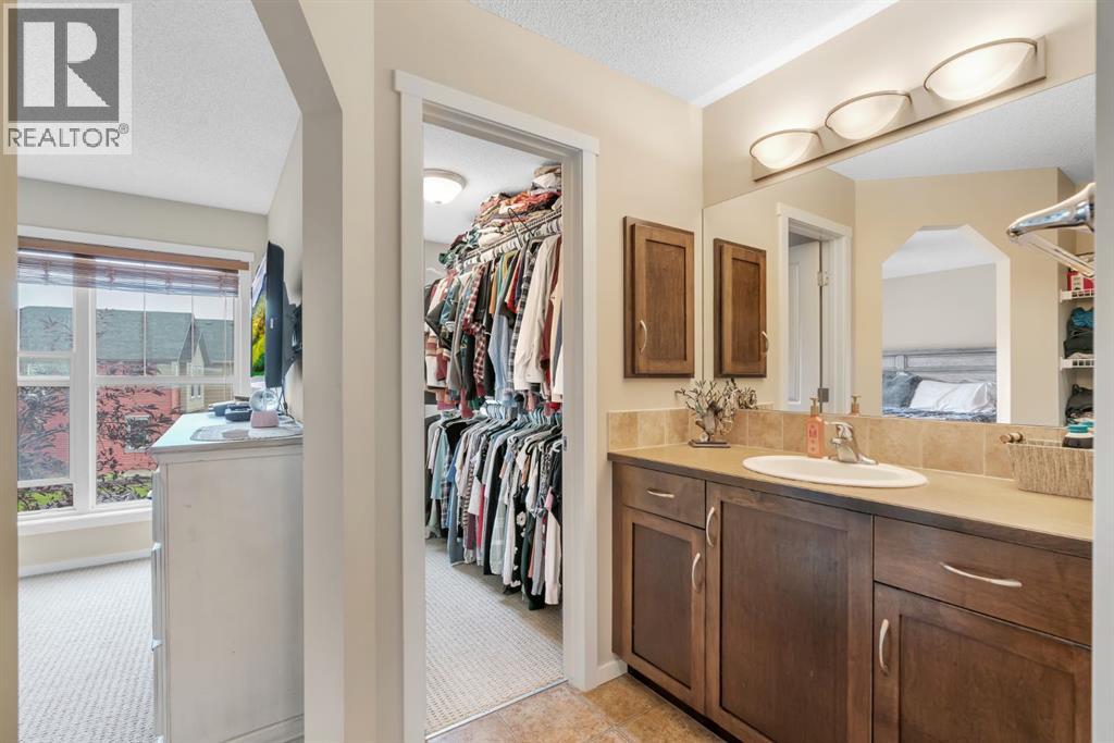 Single Family House for Sale in  Sage Hill Court NW Sage Hill Calgary 
