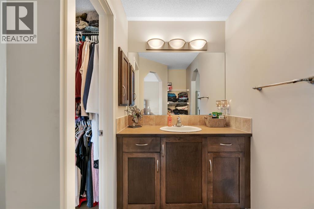 Single Family House for Sale in  Sage Hill Court NW Sage Hill Calgary 