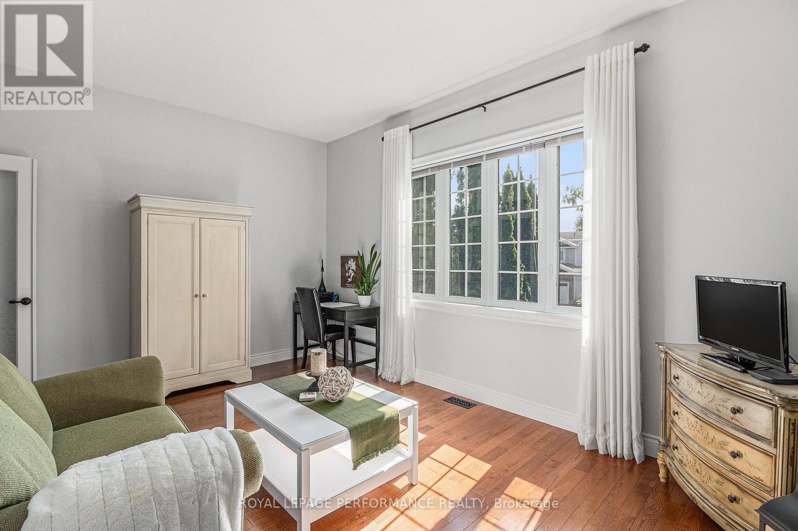 Photo 28 of 887 Bideford Street, Ottawa ON
