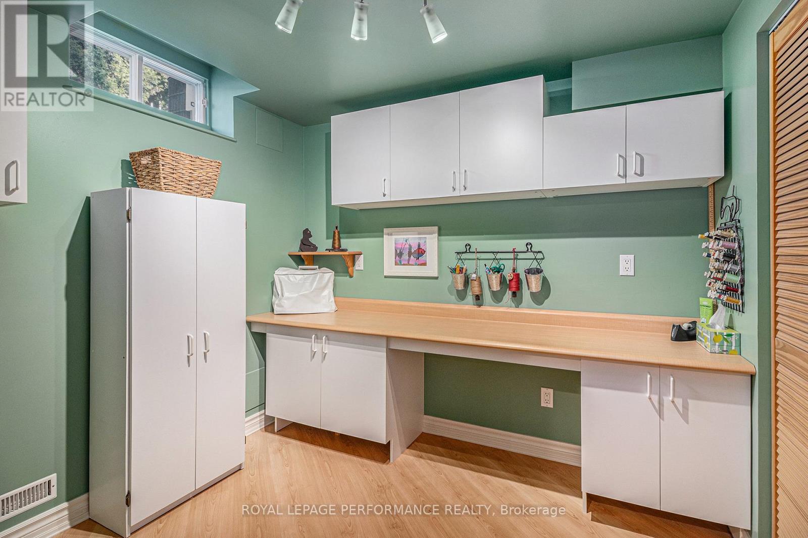 Photo 10 of 887 Bideford Street, Ottawa ON