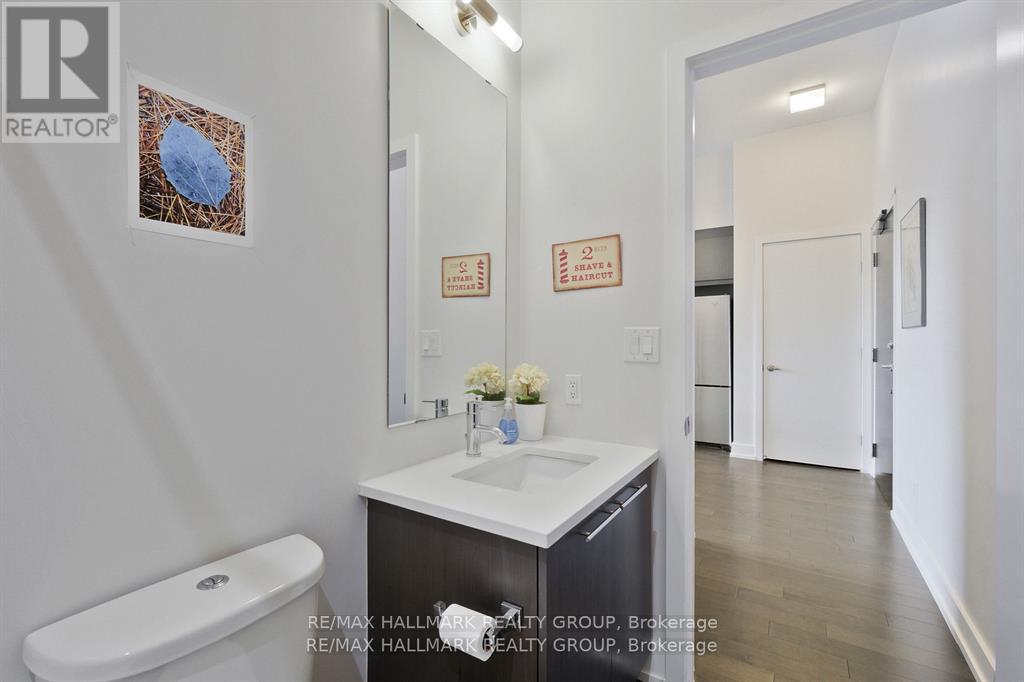Photo 17 of 103 360 Patricia Avenue, Ottawa ON