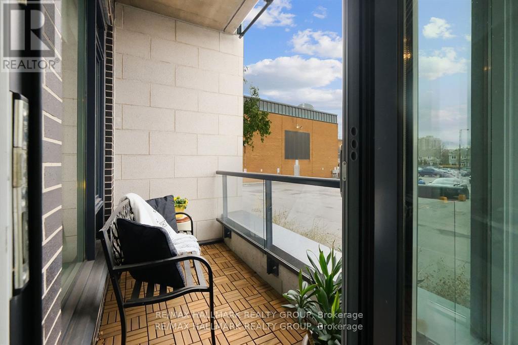 Photo 18 of 103 360 Patricia Avenue, Ottawa ON