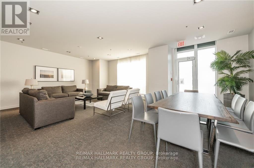 Photo 10 of 103 360 Patricia Avenue, Ottawa ON