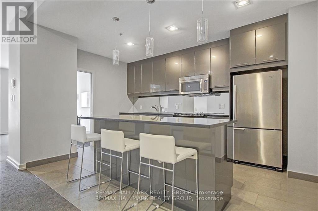 Photo 3 of 103 360 Patricia Avenue, Ottawa ON