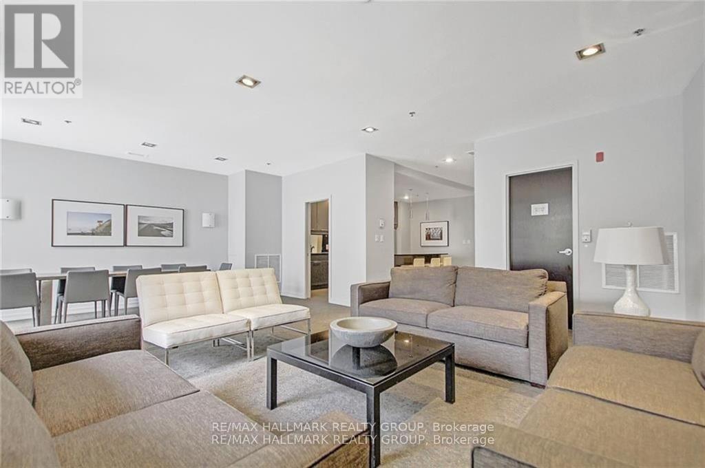 Photo 24 of 103 360 Patricia Avenue, Ottawa ON