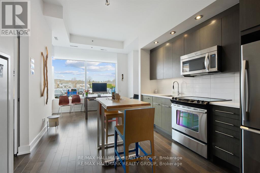 Photo 6 of 103 360 Patricia Avenue, Ottawa ON