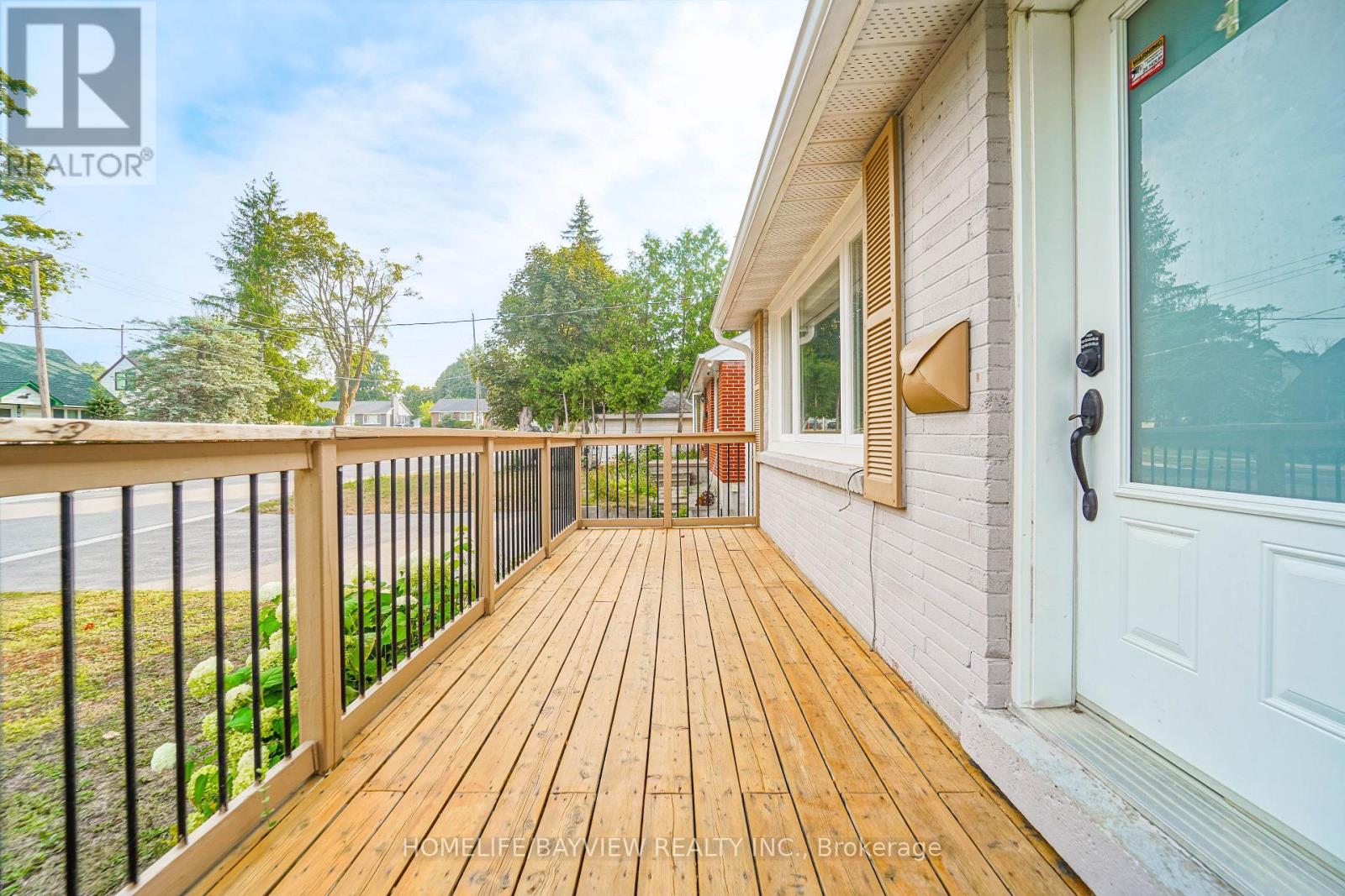 Photo 19 of 163 Gunn Street, Barrie ON