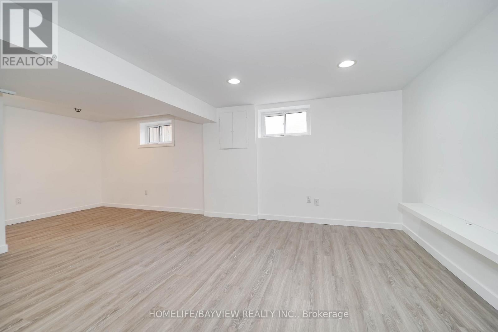 Photo 36 of 163 Gunn Street, Barrie ON