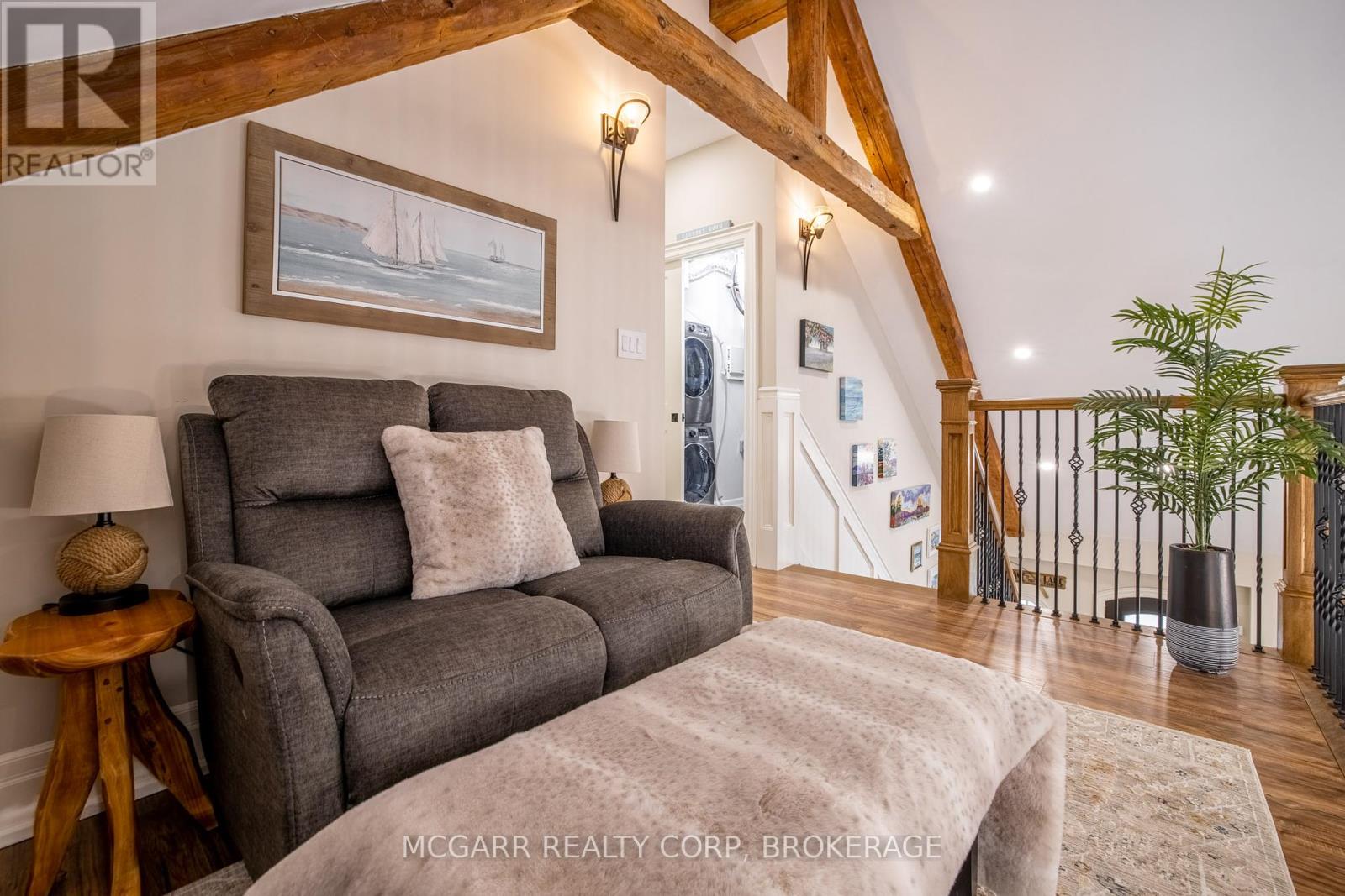 Photo 30 of 26 Delater Street, Niagaraonthelake ON